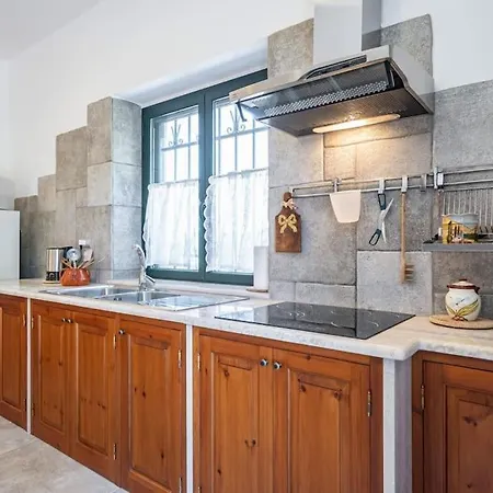 Tenuta De Martino By Typney וילה מונופולי